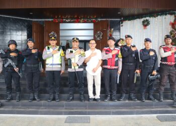Kapolres Pematangsiantar Pimpin Sterilisasi Gereja Prioritas Jelang Ibadah Malam Perayaan Natal 2024