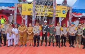 Kapolres Simalungun Dampingi Kapolda Sumut Tinjau Kesiapan Pos Pelayanan Nataru di Tol Sinaksak Simalungun