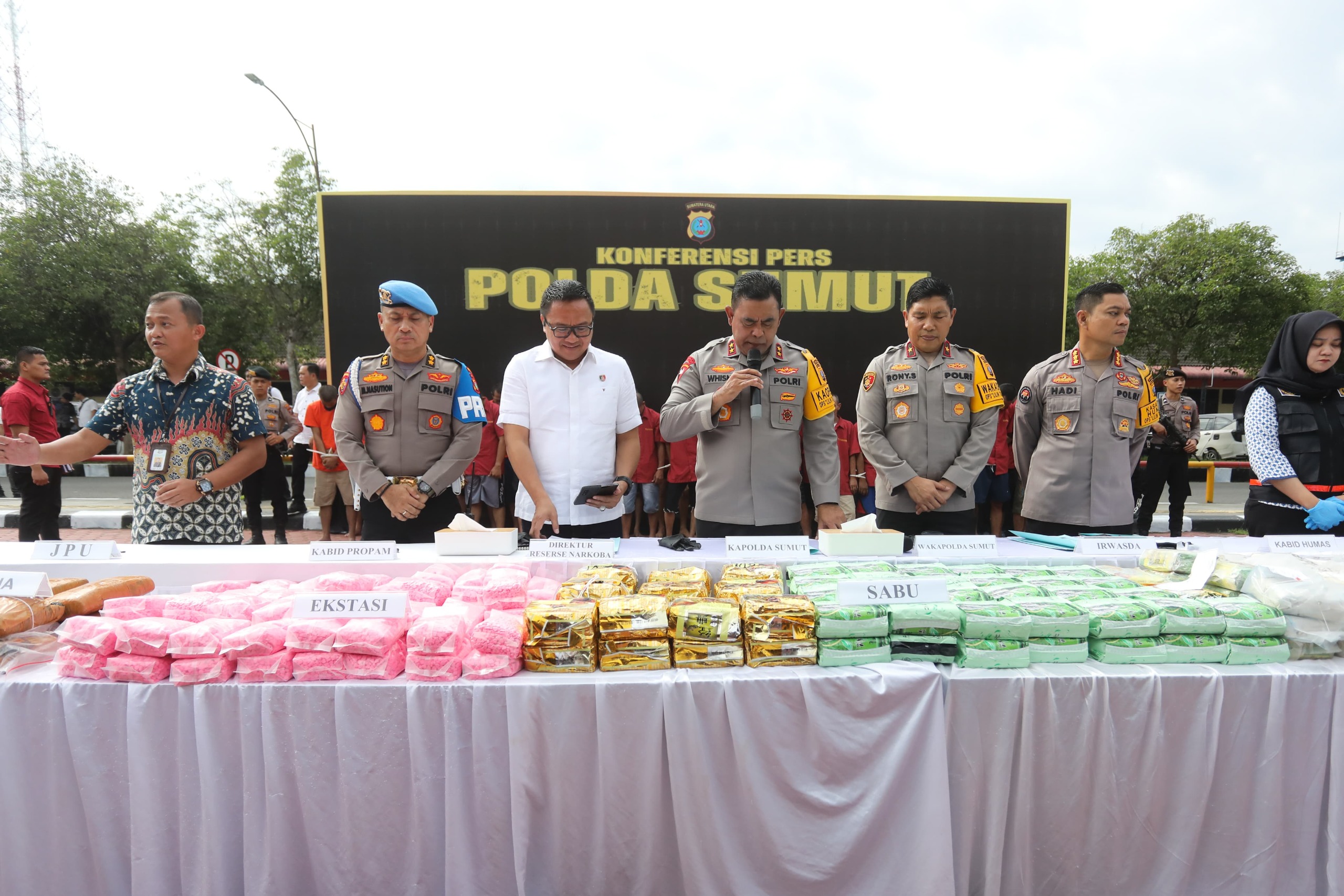 Tahun 2024, Polda Sumut Berhasil Selamatkan 10,7 Juta Jiwa dari Ancaman Narkoba Tahun 2024, Polda Sumut Berhasil Selamatkan 10,7 Juta Jiwa dari Ancaman Narkoba