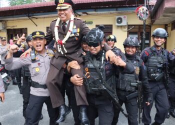 Kapolres Pematangsiantar Pimpin Pelepasan Purna Bhakti Wakapolres AKBP Ahmad Wahyudi