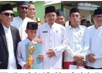 Bupati Way Kanan Beri Hadiah Umroh Kepada Santri