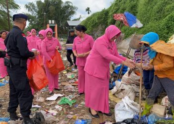 Batalyon B Brimob Polda Sumut Gelar Aksi Sosial Jumat Berkah di Kota Tebing Tinggi