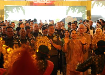 Personel Brimob Polda Sumut Hadiri Perayaan Natal Bersama Kasad di Wilayah Kodam I Bukti Barisan 