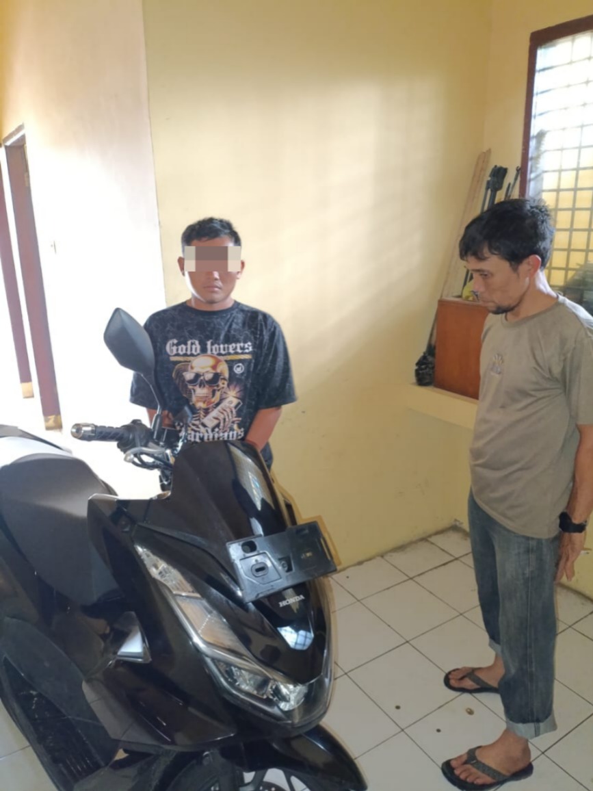 Polsek Siantar Martoba Berhasil Tangkap Pelaku Pencurian di Rumah Dinas Pendeta GPID Polsek Siantar Martoba Berhasil Tangkap Pelaku Pencurian di Rumah Dinas Pendeta GPID