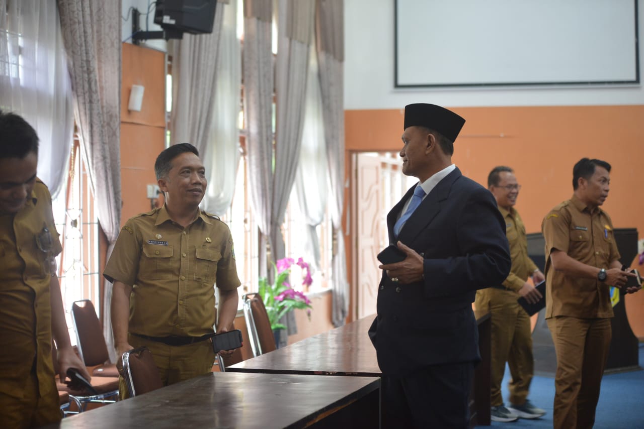 DPRD Pakpak Bharat Gelar Sidang Paripurna Pengesahan Penetapan Pasangan Bupati dan Wakil Bupati Periode 2025-2030