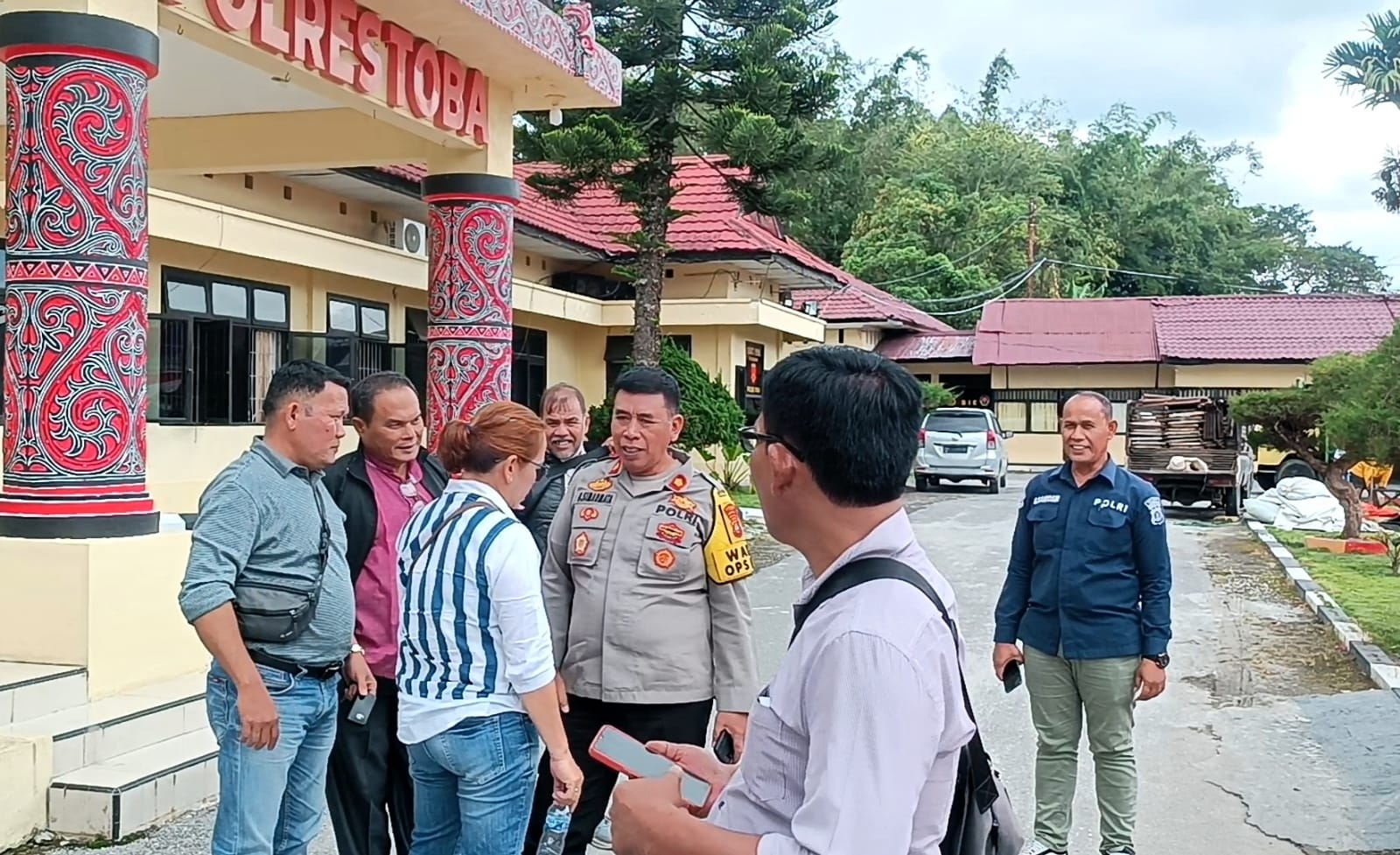 Penculikan Kadis PUTR Sofian Sitorus di Toba, Polisi : Pelaku DN Sudah Masuk DPO Polres Toba Penculikan Kadis PUTR Sofian Sitorus di Toba, Polisi : Pelaku DN Sudah Masuk DPO Polres Toba