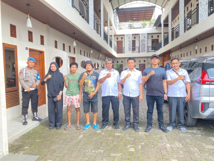 Polres Pematangsiantar Gerebek Sarang Narkoba di Kos JV jalan Senam Polres Pematangsiantar Gerebek Sarang Narkoba di Kos JV jalan Senam