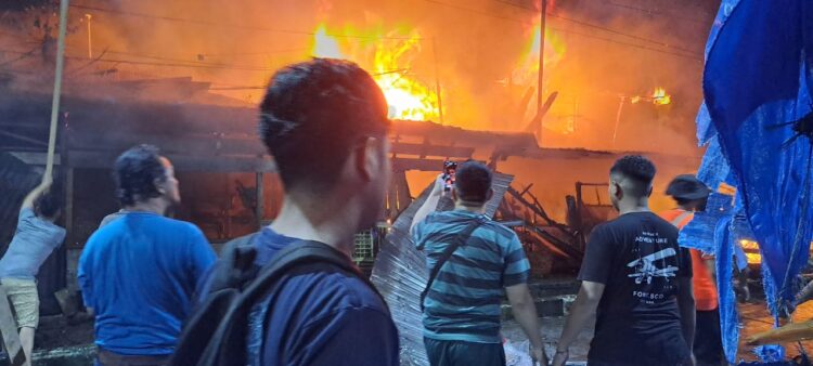 Pasar Sibolga Terbakar, Kerugian Capai Ratusan Juta 