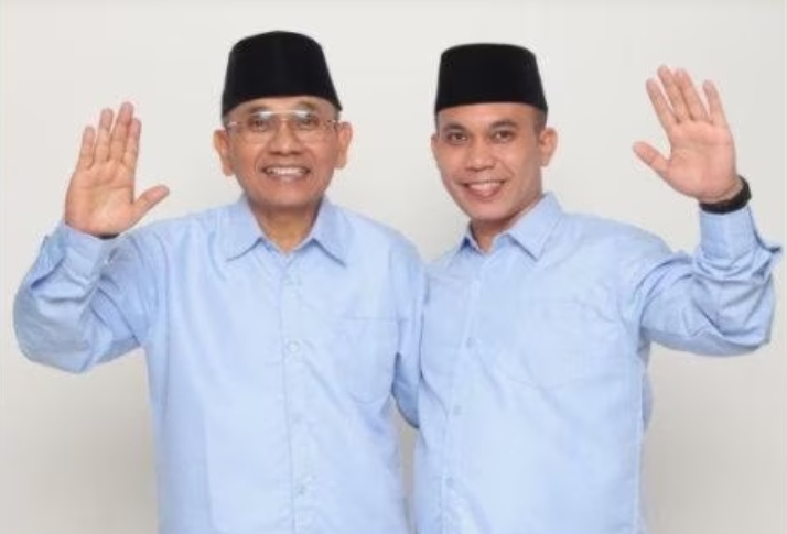 KPUD Simalungun Tetapkan Anton Saragih dan Benny Sinaga Sebagai Bupati dan Wakil Bupati Simalungun Terpilih Hasil Pilkada Serentak 2024 KPUD Simalungun Tetapkan Anton Saragih dan Benny Sinaga Sebagai Bupati dan Wakil Bupati Simalungun Terpilih Hasil Pilkada Serentak 2024