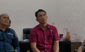 Polres Toba Perlihatkan Foto DN Selaku DPO Kasus Dugaan Penculikan Kadis PUTR Toba Sofian Sitorus