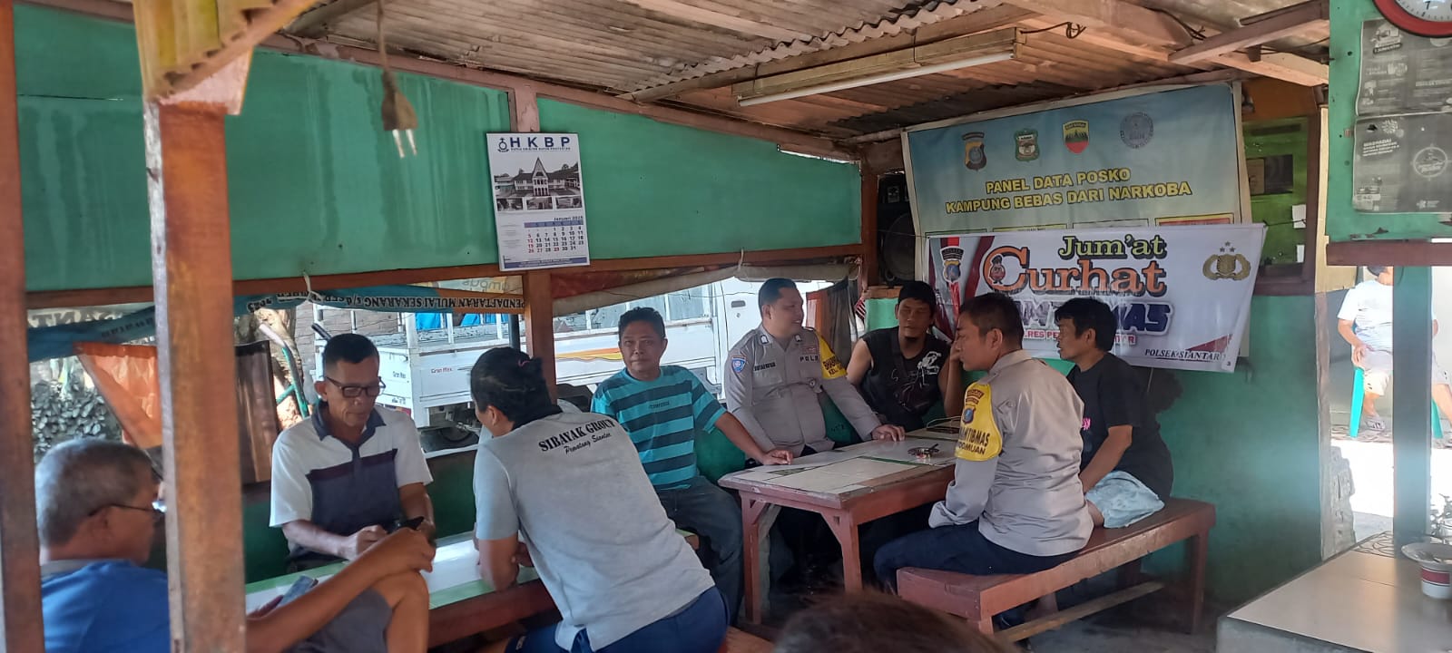 Polsek Siantar Timur Laksanakan Jum'at Curhat Kamtibmas di Kelurahan Siopat Suhu Polsek Siantar Timur Laksanakan Jum'at Curhat Kamtibmas di Kelurahan Siopat Suhu