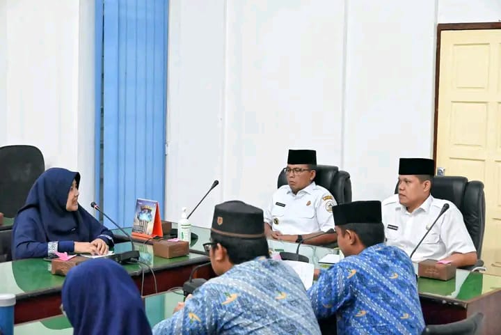Pengurus Yayasan Ishlahul Ummah SMP Islam Terpadu Bunayya Pandan Dijamu Pj Bupati Tapteng