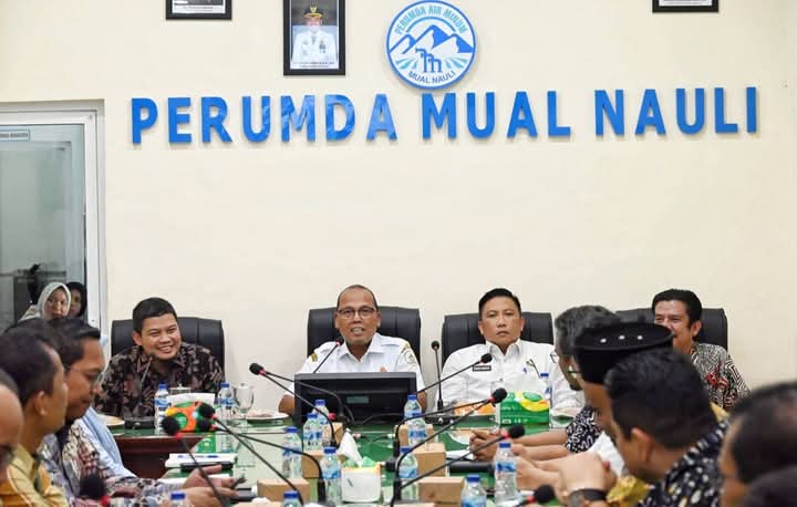 Di Bawah Kepemimpinan Pj Bupati Tapteng, PAD Perumda Mual Nauli Mengalami Peningkatan 