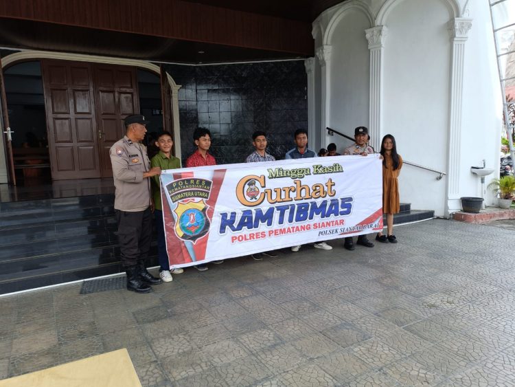 Polres Pematangsiantar Sambangi Jemaat Gereja Lewat Minggu Kasih