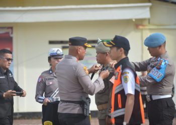 Sekda Jalan Berutu Hadiri Apel Gelar Pasukan Operasi Keselamatan Toba 2025 Yang Digelar Polres Pakpak Bharat