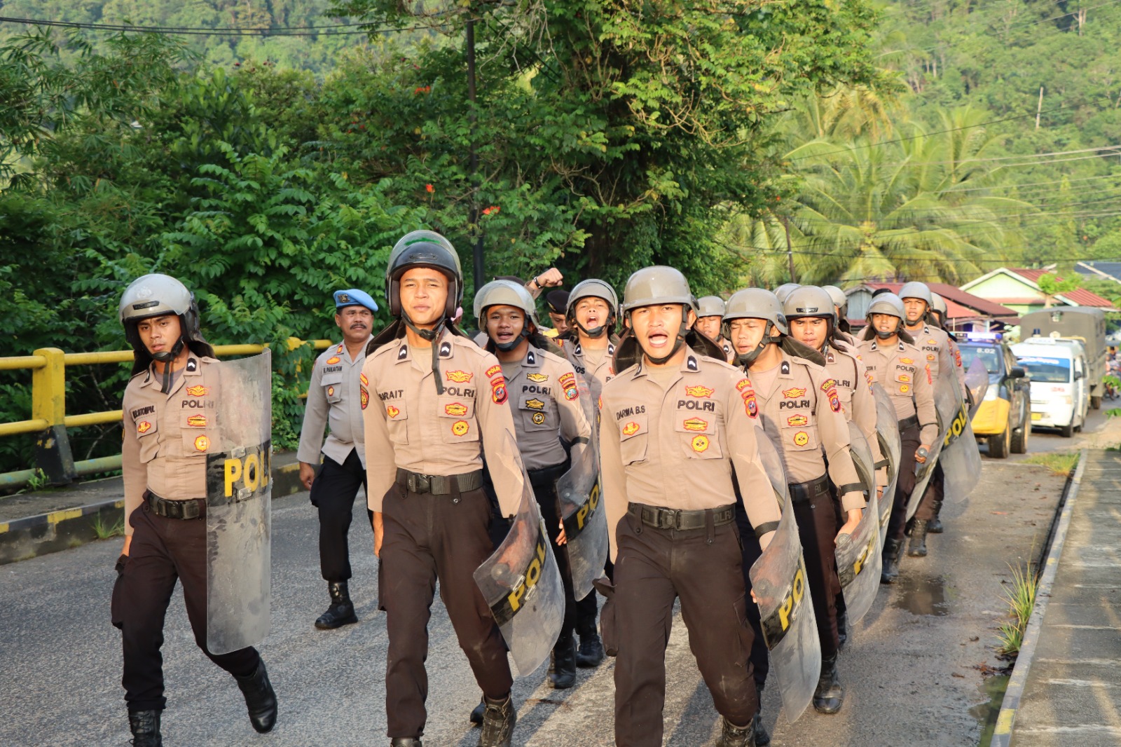 Kapolres Tapteng Bekali Remaja Bintara Dengan Semangat Pengabdian Kapolres Tapteng Bekali Remaja Bintara Dengan Semangat Pengabdian
