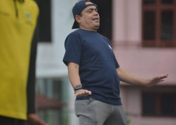 Aparatur Pemkab Pakpak Bharat Antusias Ikuti Senam Sehat Di Lapangan Parkir Kompleks Panorama Indah Sindeka