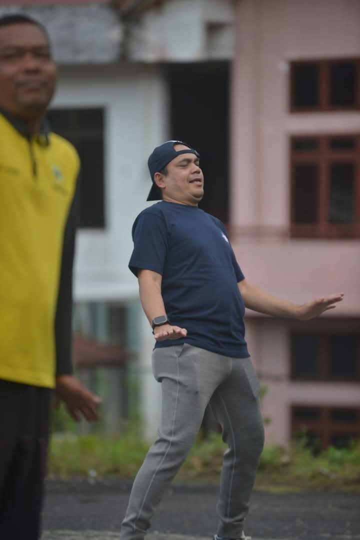 Aparatur Pemkab Pakpak Bharat Antusias Ikuti Senam Sehat Di Lapangan Parkir Kompleks Panorama Indah Sindeka