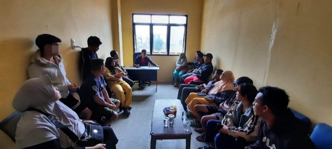 Dampingi Orangtua, Sat Binmas Polres Pematangsiantar Berikan Pembinaan 6 Pelajar yang Diamankan Hendak Tawuran