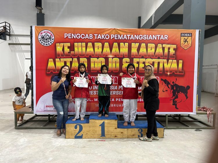 Mantap, Dojo Dispar Siantar Ukir Prestasi di Kejuaraan Karate Antar Dojo dan Festival 2025 Mantap, Dojo Dispar Siantar Ukir Prestasi di Kejuaraan Karate Antar Dojo dan Festival 2025