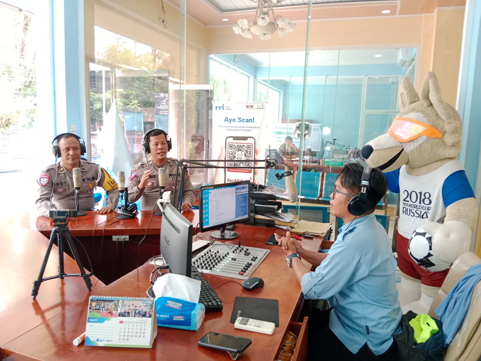 Dalam Rangka Ops Keselamatan Toba 2025, Polres Sibolga Berikan Sosialisasi Di RRI Sibolga Dalam Rangka Ops Keselamatan Toba 2025, Polres Sibolga Berikan Sosialisasi Di RRI Sibolga