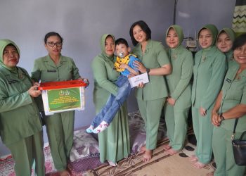 HUT Persit ke-79 Tahun, Persit Korem 022/PT Gelar Anjangsana & Baksos ke Rumah Prajurit 