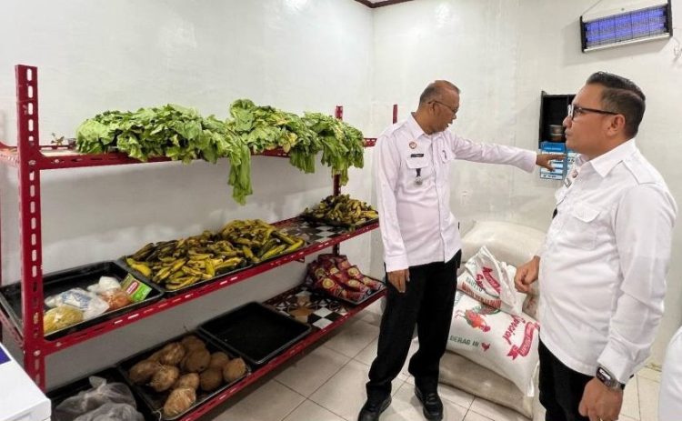 Kepala Rutan Kelas IIB Balige Pastikan Kelaikan Makanan dan Pemenuhan Kebutuhan Gizi WBP Terpenuhi 