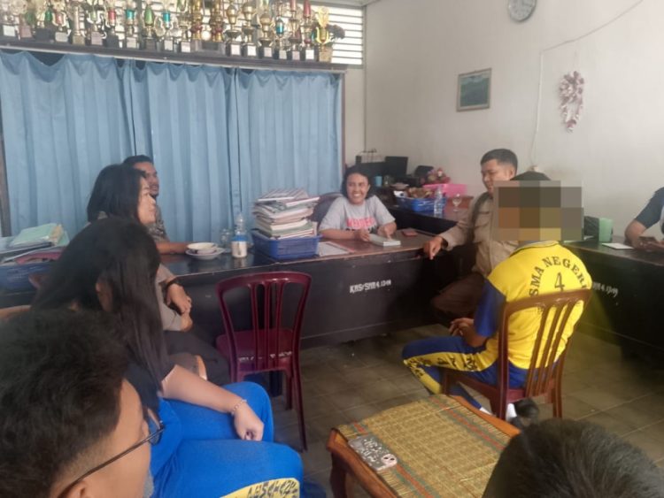 Bhabinkamtibmas Polsek Siantar Timur Berikan Bimbingan untuk Siswa SMA yang Berkelahi