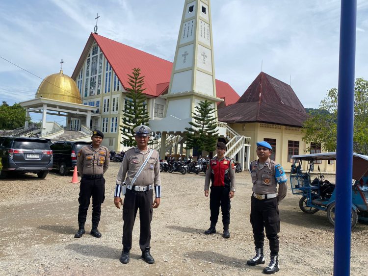 Polres Tapteng Rutin Lakukan Pengamanan Gereja Setiap Hari Minggu
