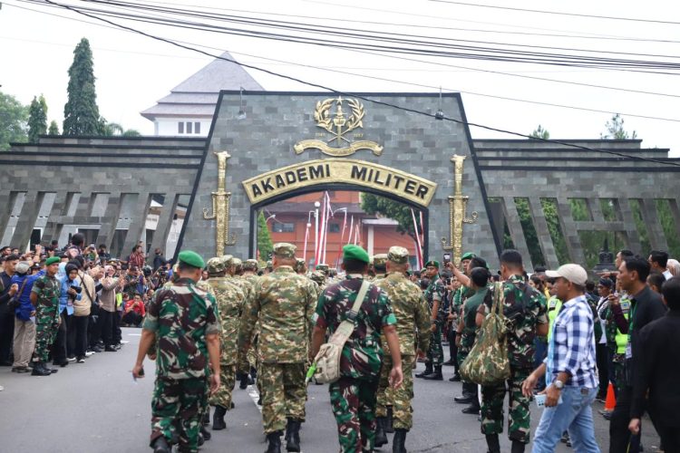 Bupati Pakpak Bharat Franc Bernhard Tumanggor Ikuti Retret Kepala Daerah se-Indonesia di Kompleks Akademi Militer Magelang 