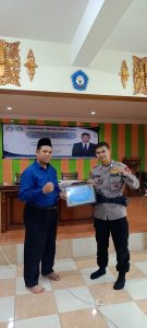 Personel Brimob Polda Sumut Gelar Seminar Hipno Motivasi, Membangun Growth Mindset di SMP IT Nurul ’Azizi