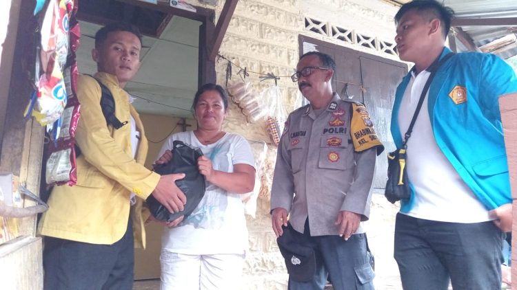 Polres Sibolga Bagikan Baksos Polri Presisi Kepada Warga Yang Kurang Mampu