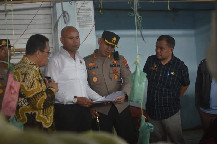 Sambut Ramadhan, Kapolres Pakpak Bharat Cek Ketersediaan Stok Kebutuhan Pokok di Pasar Tradisional Sukarame