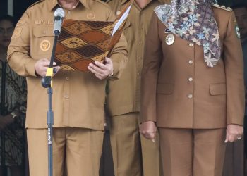 Wali Kota Pematangsiantar Wesly Silalahi Perdana Pimpin Apel Gabungan Di Jajaran Pemko Pematangsiantar