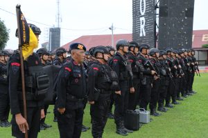 Dansat Brimob Polda Sumut Pimpin Apel Kesiapsiagaan di Bulan Ramadhan, Perkuat Disiplin, Kepedulian dan Kesiapan Operasional Dansat Brimob Polda Sumut Pimpin Apel Kesiapsiagaan di Bulan Ramadhan, Perkuat Disiplin, Kepedulian dan Kesiapan Operasional