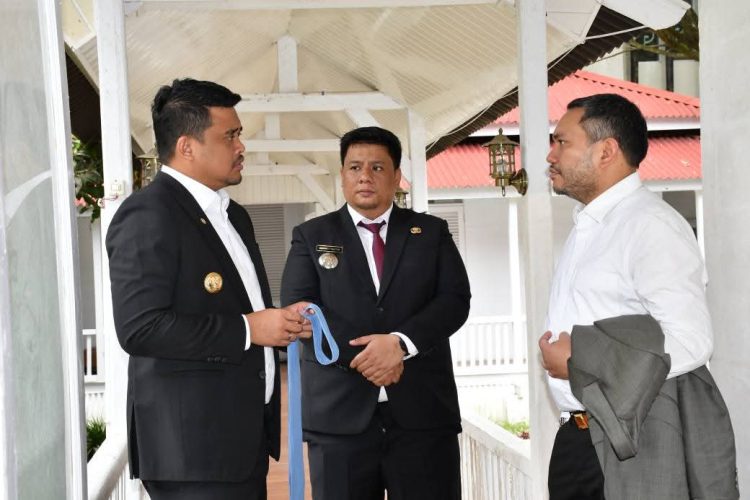 Bupati Pakpak Bharat Hadiri Perayaan Hari Jadi ke-21 Kabupaten Samosir