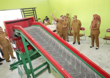 Wali Kota Pematangsiantar Wesly Silalahi dan Wakil Herlina Meninjau TPA Sampah di Tanjung Pinggir 