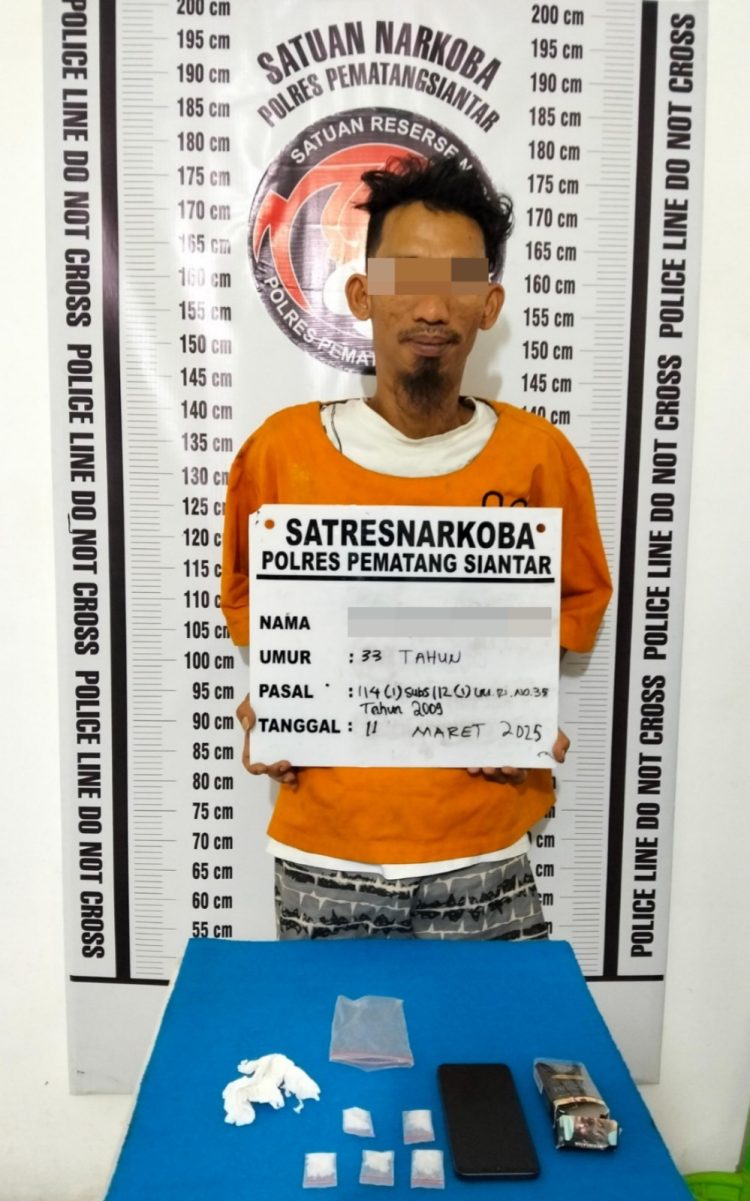 Sat Resnarkoba Pematangsiantar Berhasil Ringkus Pengedar Sabu di Halte Bus 
