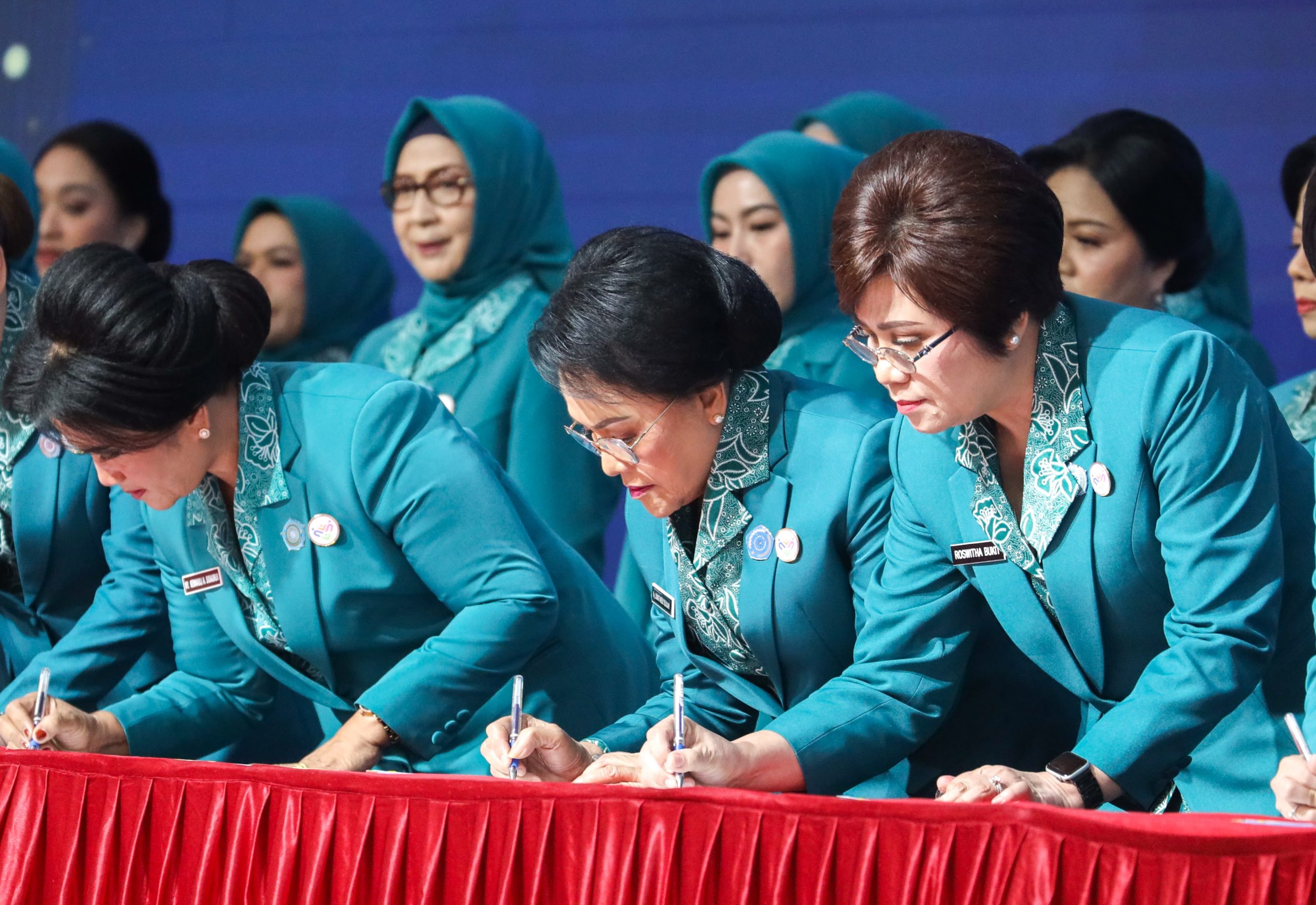 Ny Liswati Wesly Silalahi Resmi Dilantik Menjadi Ketua TP PKK, Pembina Posyandu, dan Ketua Dekranasda Kota Pematangsiantar Periode 2025-2030