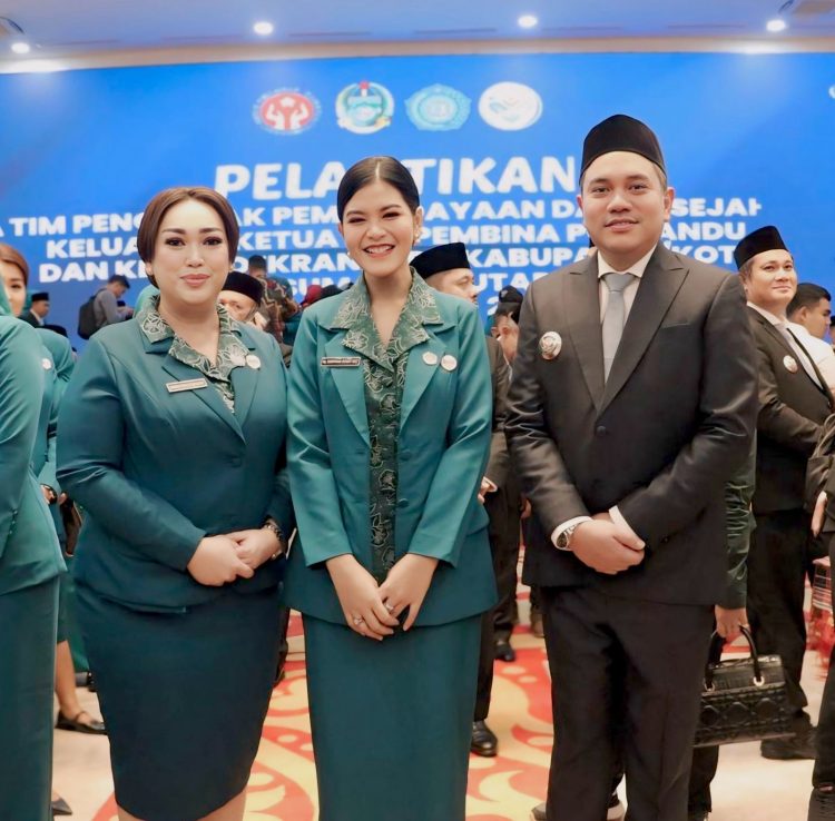Ny Juniatry Franc Bernhard Tumanggor sebagai Ketua TP PKK Kabupaten Pakpak Bharat Periode 2025-2030