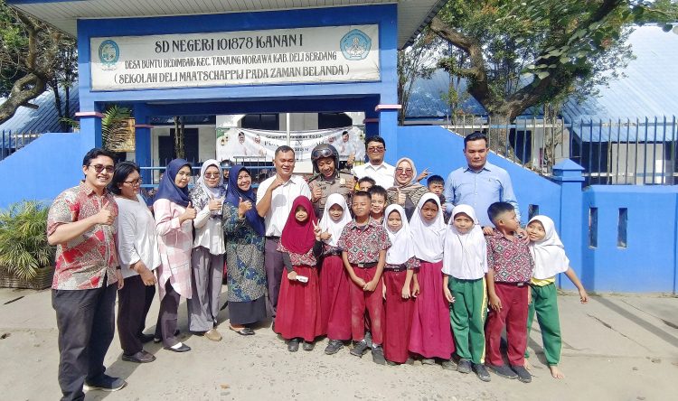 Antusias Masyarakat Saksikan Kegiatan Pak Bhabin Produksi Konten Edukasi Tertib Berlalu Lintas di Sumut