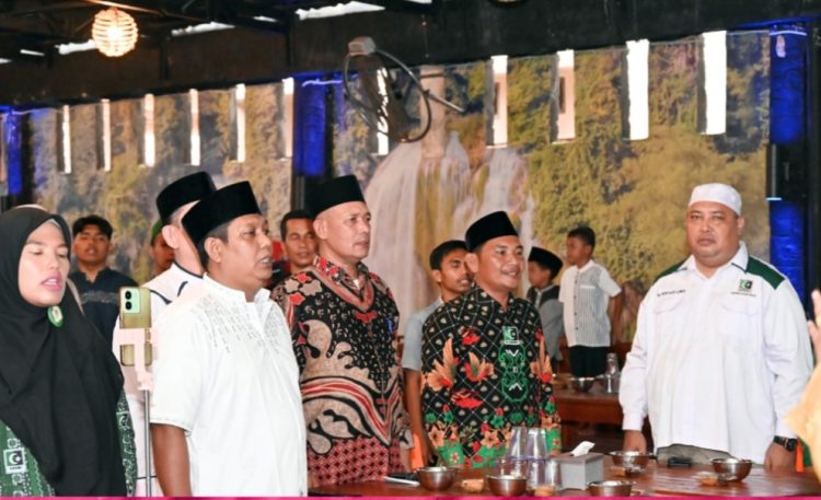 Wakil Bupati : "Semoga KAHMI Menjadi Sosial Kontrol Pemerintah Tapteng"