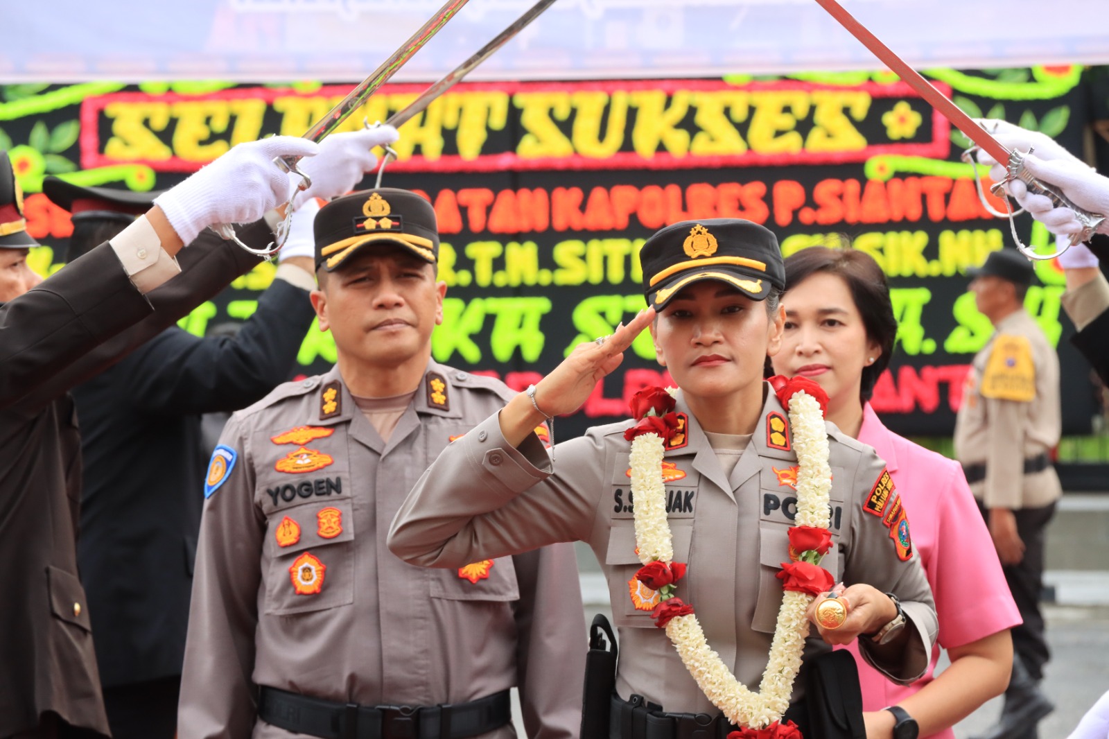 Polres Pematangsiantar Gelar Penyambutan Kapolres AKBP Sah Udur Togi Marito Sitinjak dan Pelepasan AKBP Yogen Heroes Baruno