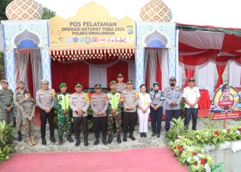 Kapolres Simalungun Pastikan Kesiapsiagaan Pos Pelayanan Pintu Tol Sinaksak pada Operasi Ketupat Toba 2025