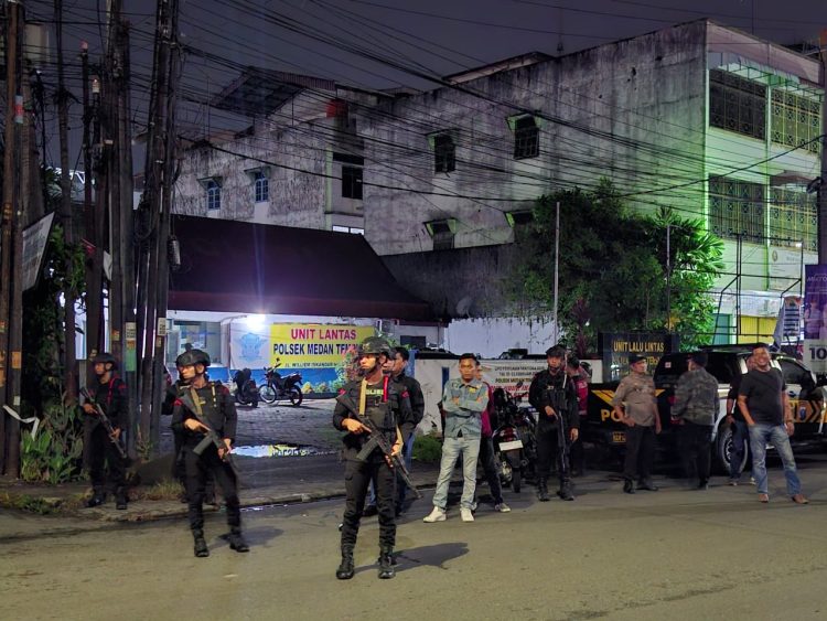Jelang Idul Fitri, Brimob Polda Sumut dan Polrestabes Medan Gelar Patroli Kamtibmas Antisipasi Tawuran dan Begal