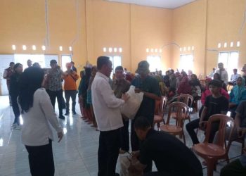 Pemkab Way Kanan Berikan Bantuan Warga Terdampak Banjir