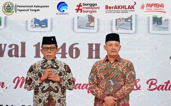 Pemkab Tapteng Gelar Open House, Bupati Tapteng Ajak Masyarakat Tingkatkan Persaudaraan, Rawat Keberagaman dan Saling Memaafkan Pemkab Tapteng Gelar Open House, Bupati Tapteng Ajak Masyarakat Tingkatkan Persaudaraan, Rawat Keberagaman dan Saling Memaafkan