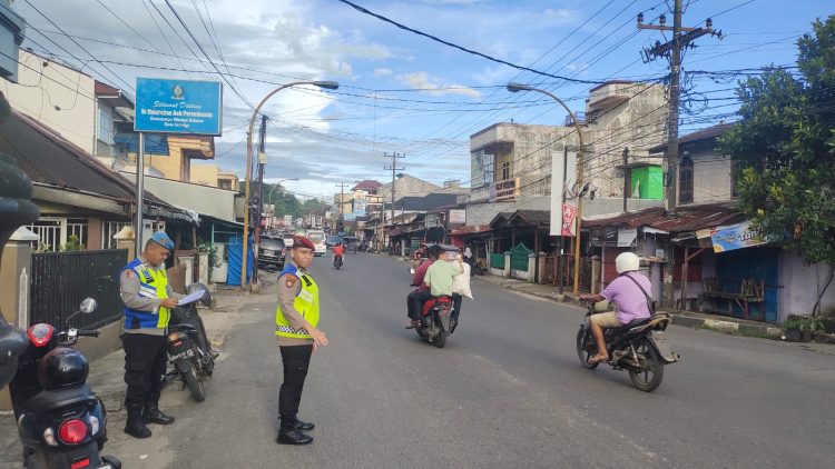 Lancarkan Arus Balik Di Kota Sibolga, Personil Polres Sibolga Laksanakan Patroli Dan Gatur