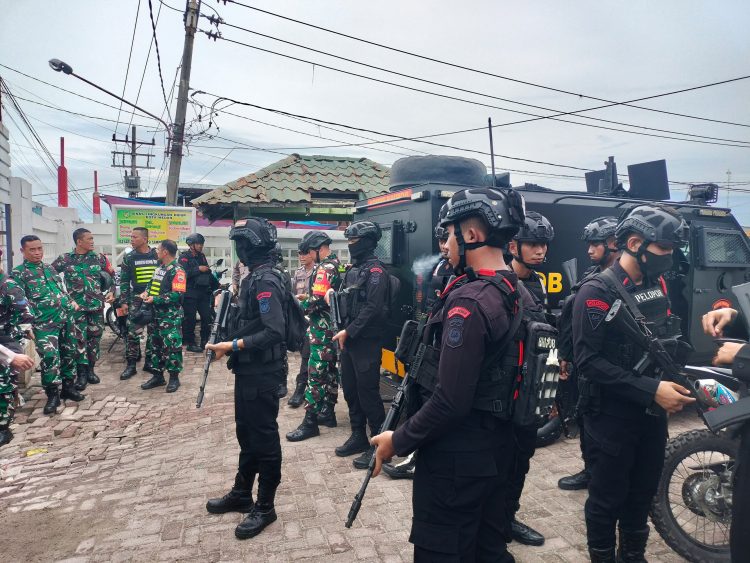 Komitmen Brimob Polda Sumut, Aksi Patroli Cipta Kondisi Stabilkan Situasi Pasca Kejadian Penggerebekan Transaksi Narkoba di Belawan