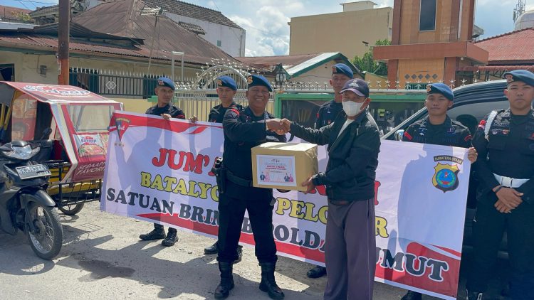 Jumat Berkah, Brimob Polda Sumut Tebar Kebaikan Lewat Baksos di Medan Tembung